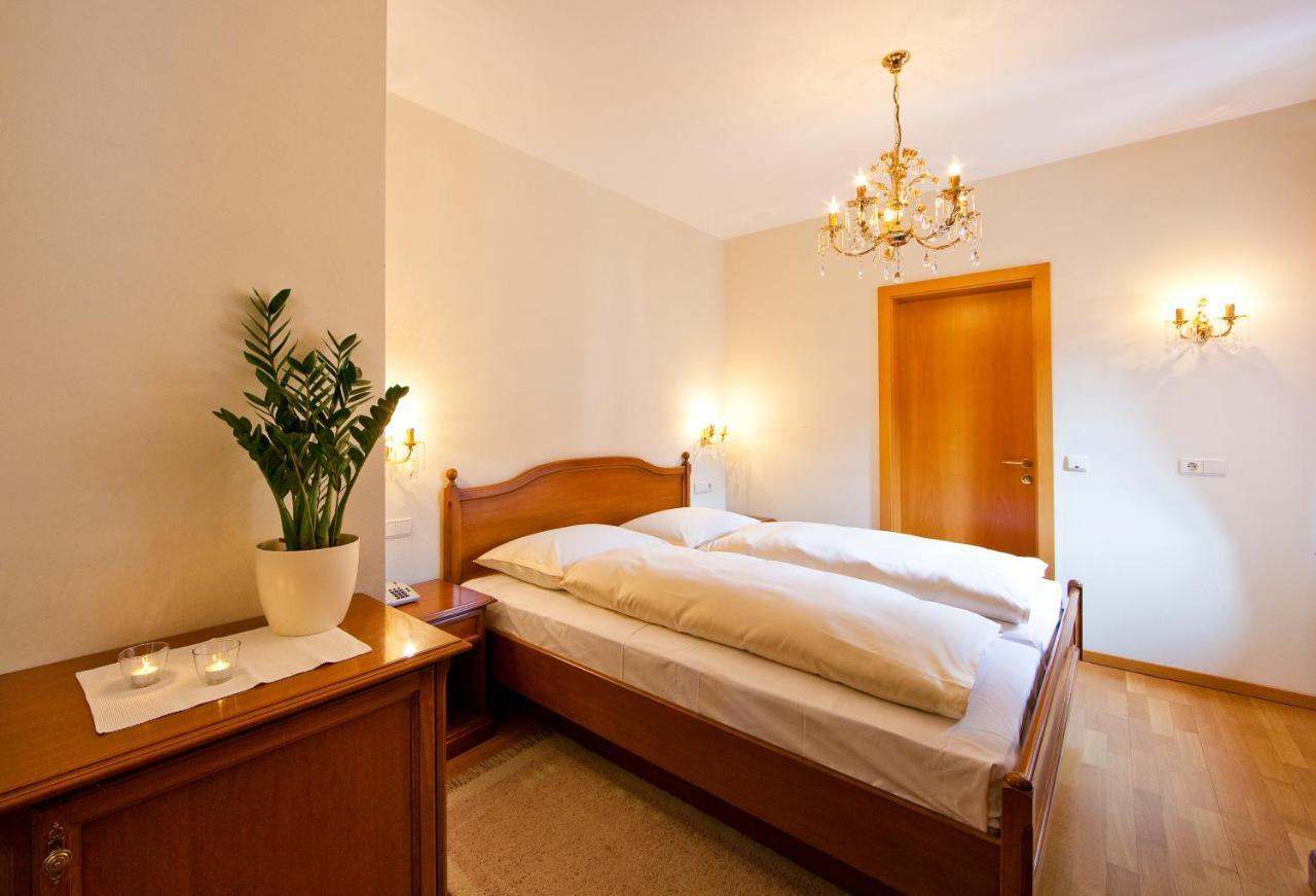 Hotel Elefant Ora / Auer Dış mekan fotoğraf