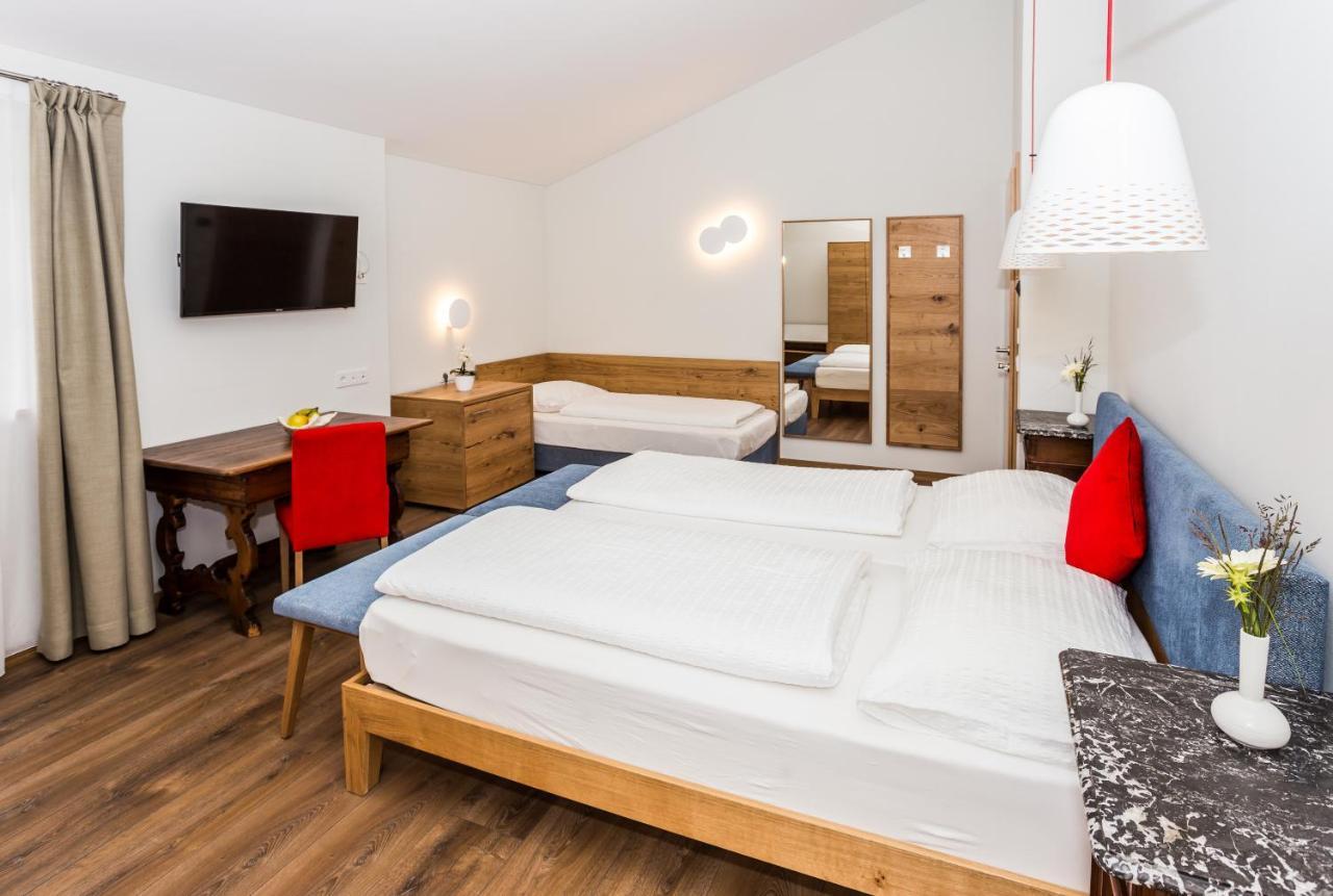 Hotel Elefant Ora / Auer Dış mekan fotoğraf