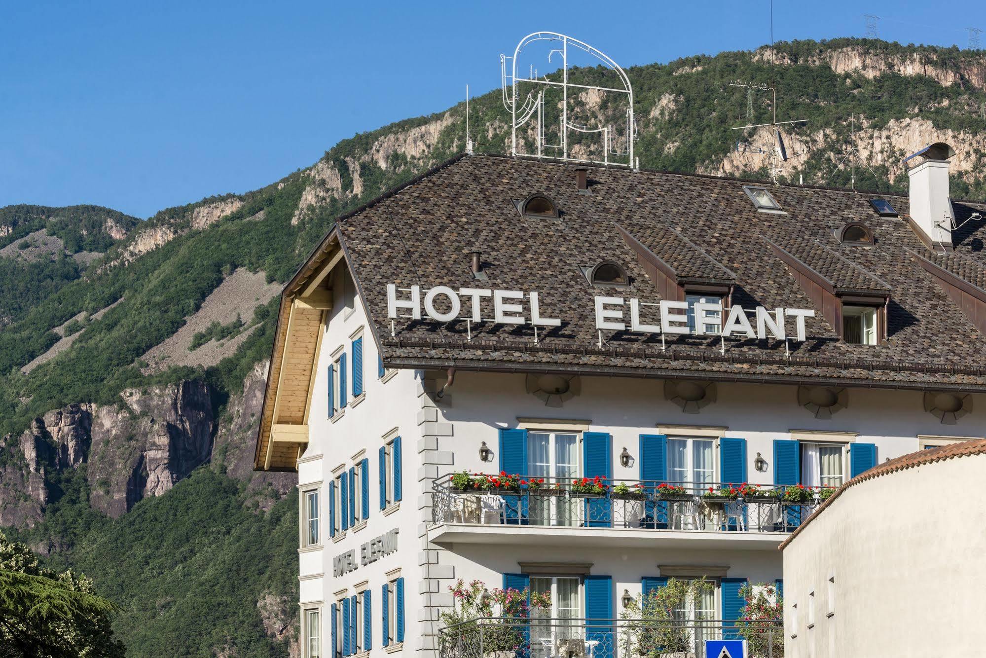 Hotel Elefant Ora / Auer Dış mekan fotoğraf
