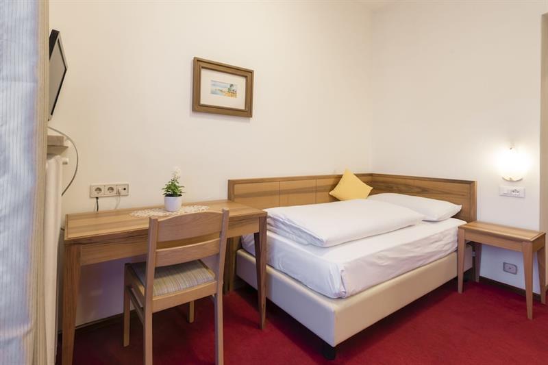 Hotel Elefant Ora / Auer Dış mekan fotoğraf